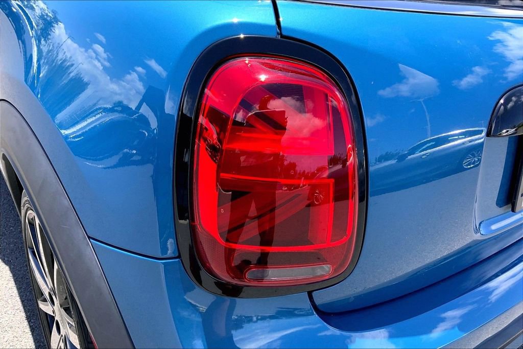 Certified 2023 MINI Cooper S w/ Signature Upholstery Package FWD image 25