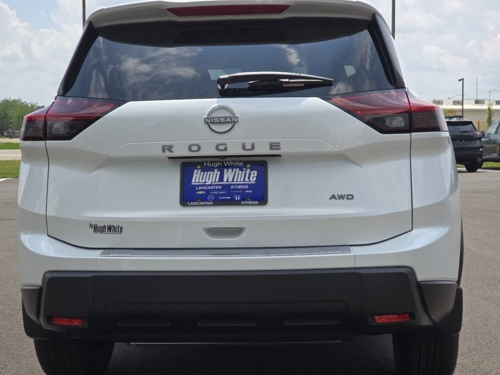 New 2026 Nissan Rogue SV w/ Cold Weather Package AWD/4WD image 9