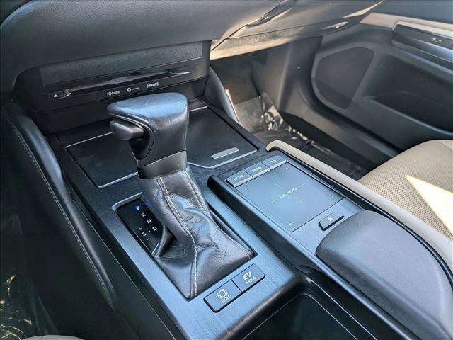 Used 2021 Lexus ES 300h w/ Accessory Package 2 image 11