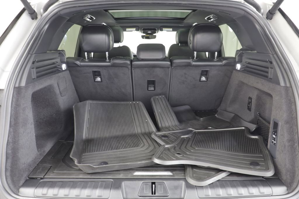 Certified 2025 Land Rover Range Rover Sport SE AWD/4WD image 18