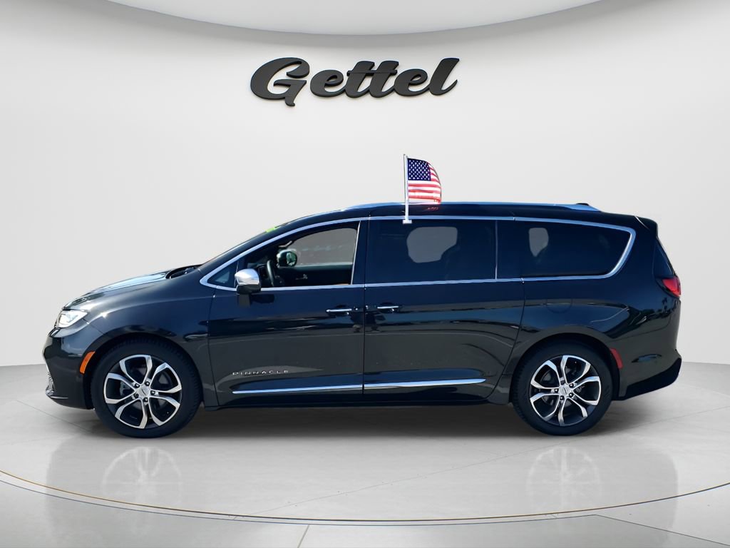 Used 2022 Chrysler Pacifica Pinnacle image 8