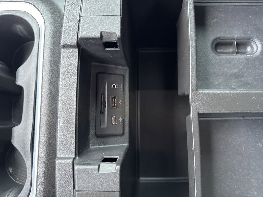 Used 2023 Chevrolet Silverado 3500 High Country w/ Z71 Off-Road Package image 45