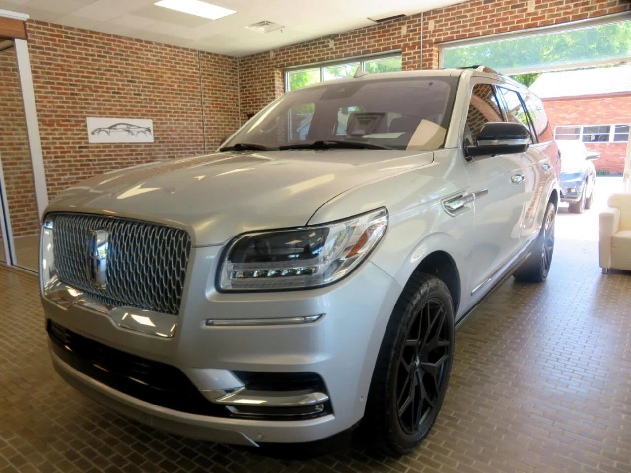 Used 2019 Lincoln Navigator Reserve w/ Cargo Package