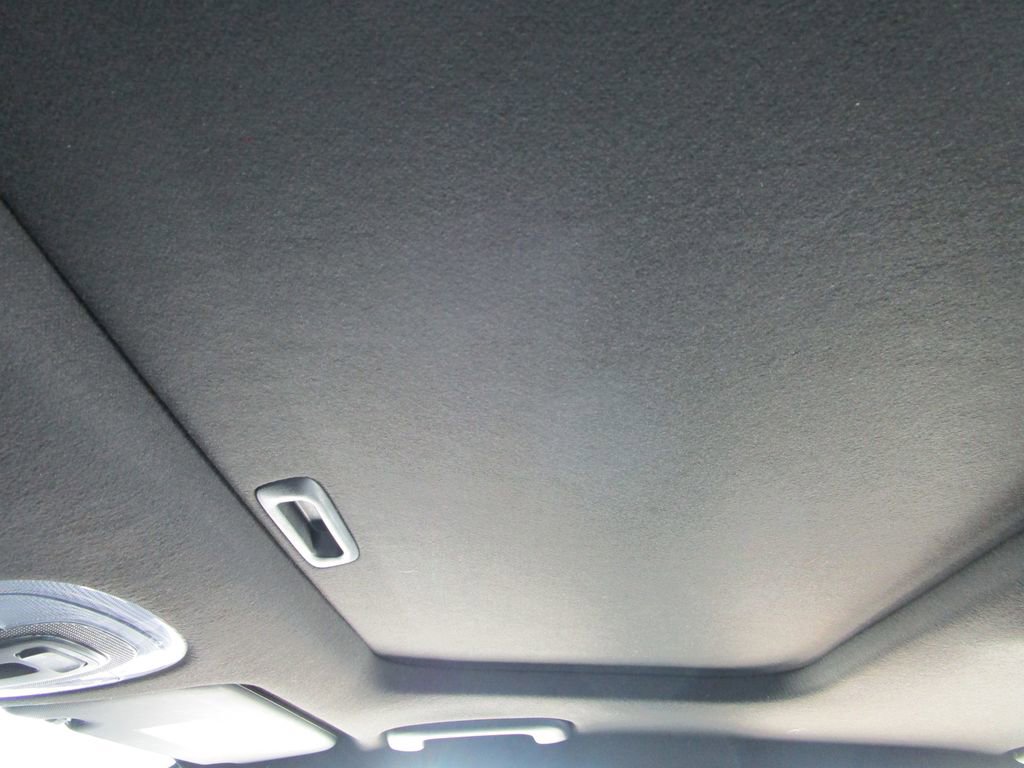 Used 2025 Hyundai Elantra Limited image 46