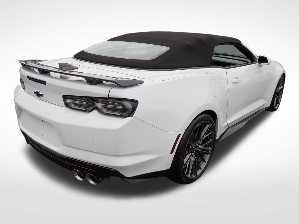 Certified 2021 Chevrolet Camaro ZL1 RWD image 7