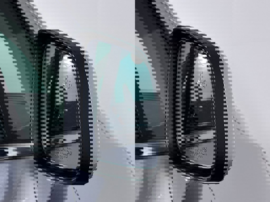 Used 2021 Buick Encore Preferred w/ Safety Package II image 23