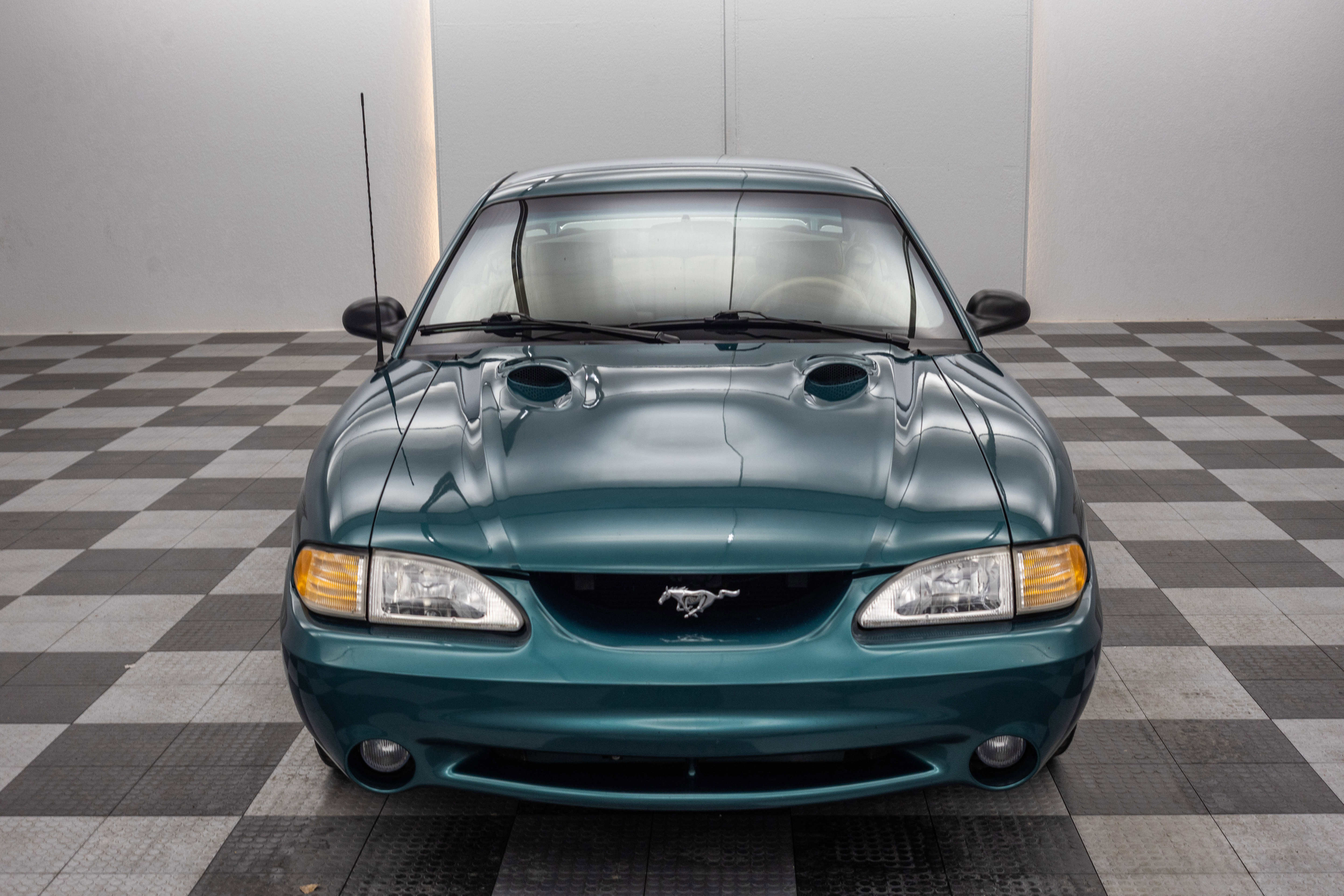 Used 1997 Ford Mustang Cobra RWD image 4