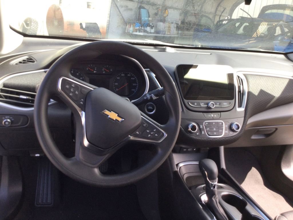 New 2024 Chevrolet Malibu LT FWD image 31