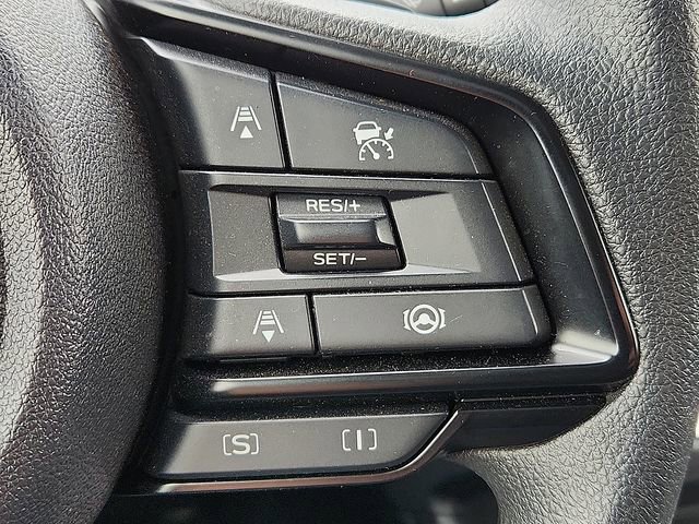 Used 2025 Subaru Crosstrek 2.0i Premium AWD/4WD image 17