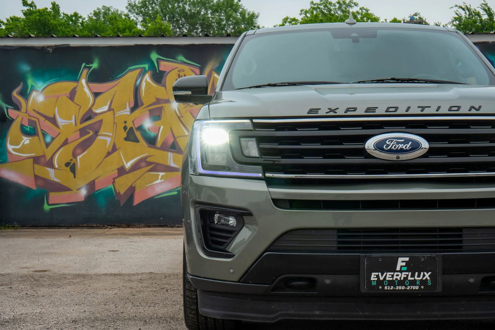 Used 2019 Ford Expedition Max Limited w/ Equipment Group 303A AWD/4WD image 9