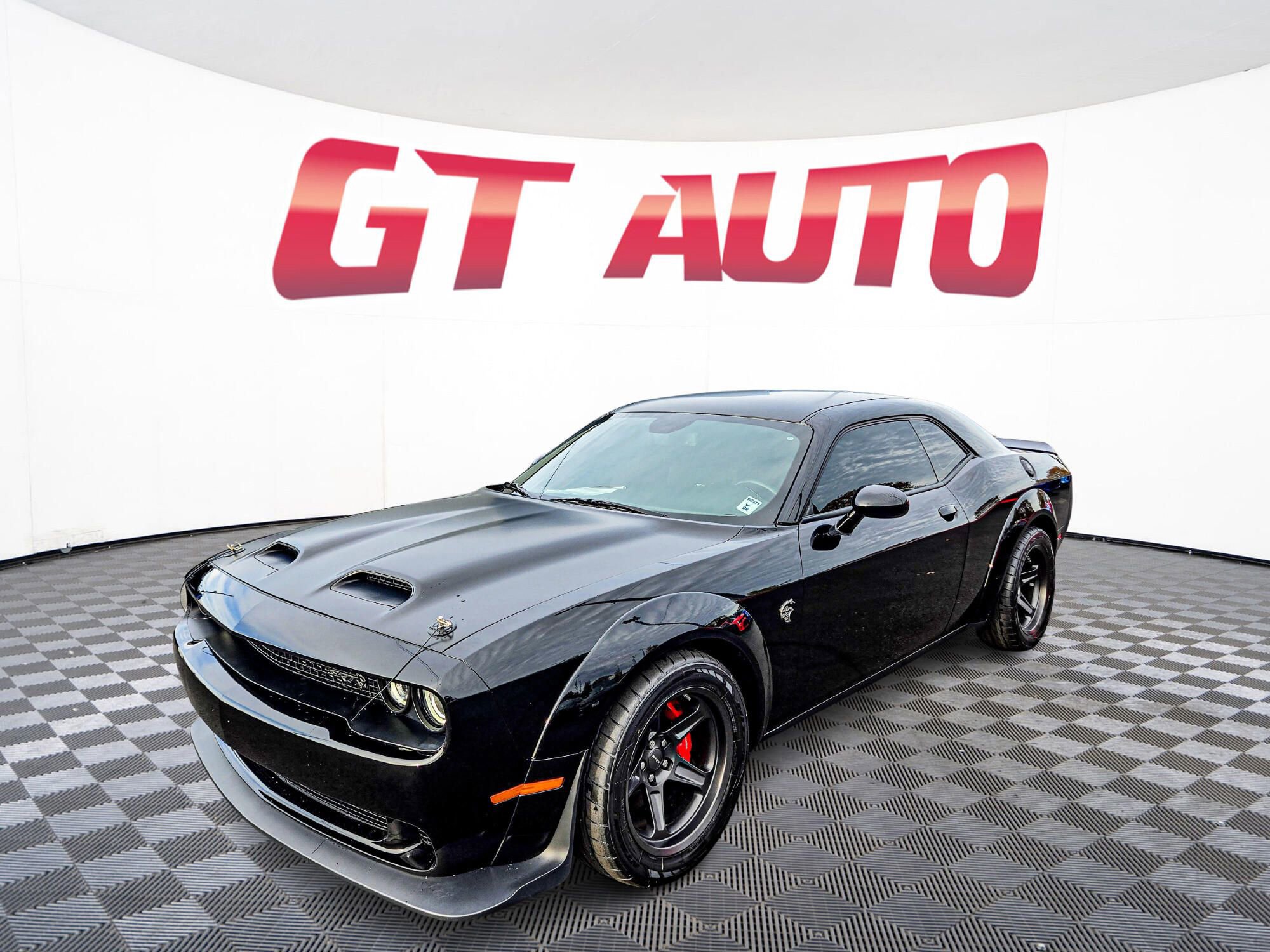 Used 2022 Dodge Challenger SRT Super Stock image 3