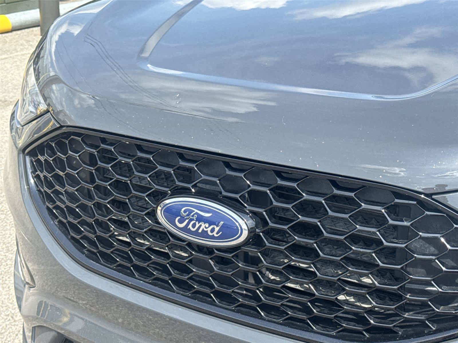 Used 2021 Ford Edge ST-Line AWD/4WD image 10