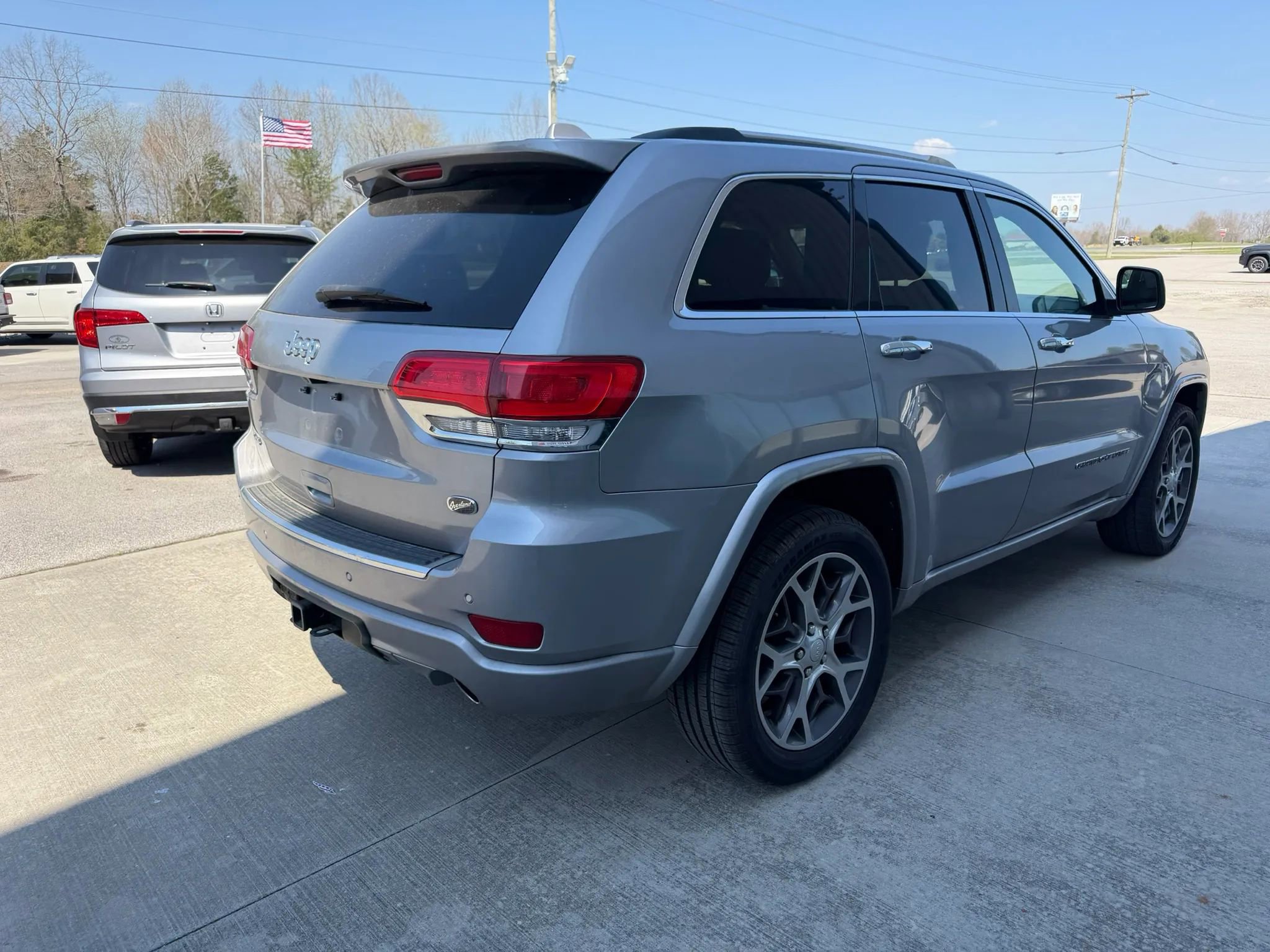 Used 2019 Jeep Grand Cherokee Overland image 29