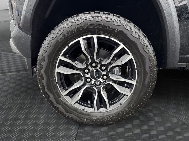 New 2026 Chevrolet Colorado Trail Boss AWD/4WD image 14