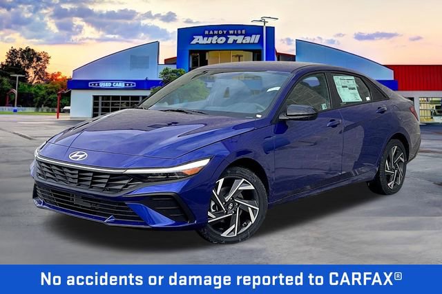 New 2025 Hyundai Elantra SEL image 2