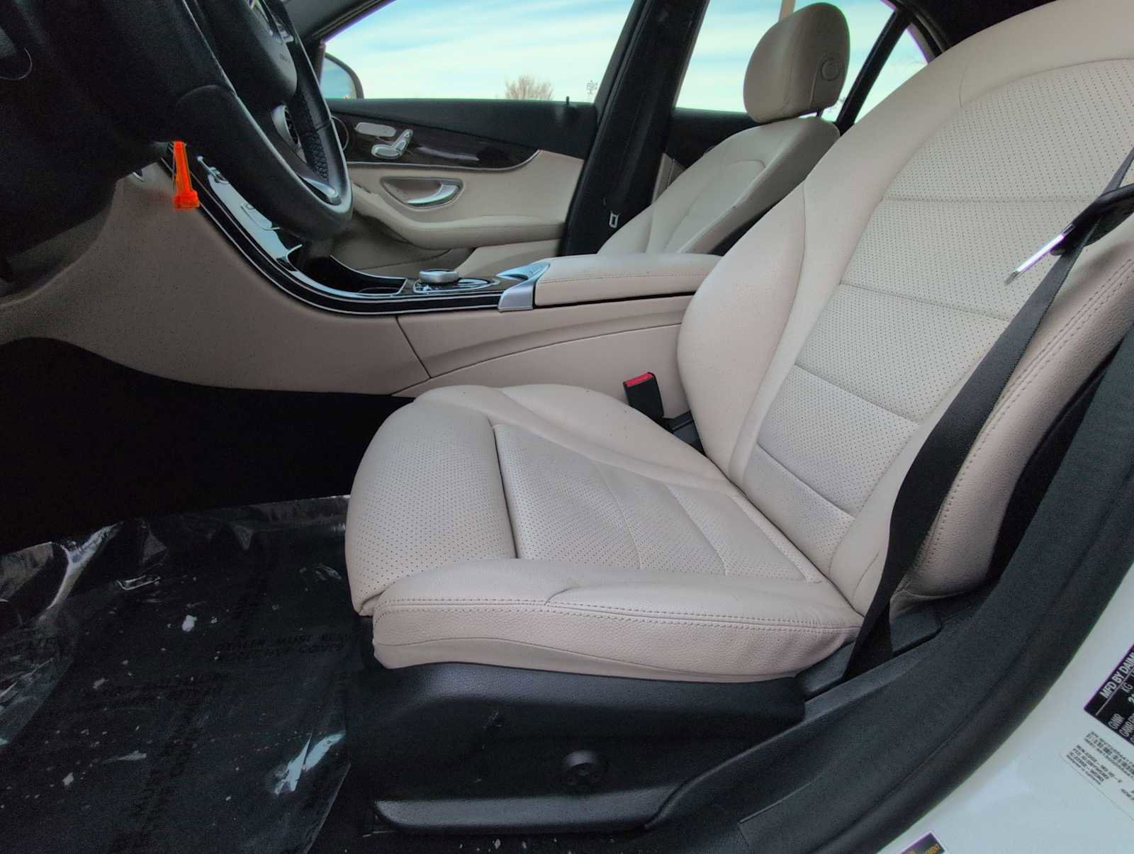 Used 2018 Mercedes-Benz C 300 4MATIC Sedan image 16