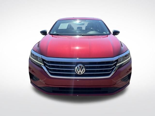 Used 2022 Volkswagen Passat 2.0T FWD image 2