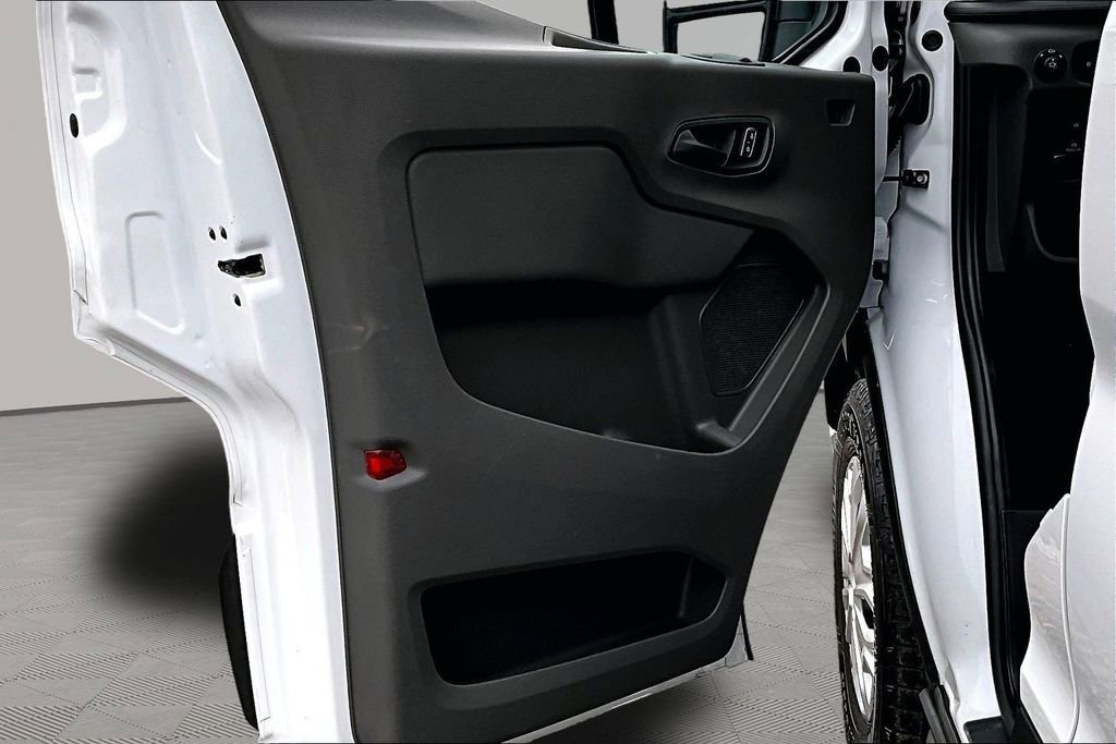 Certified 2024 Ford Transit 350 XLT image 23