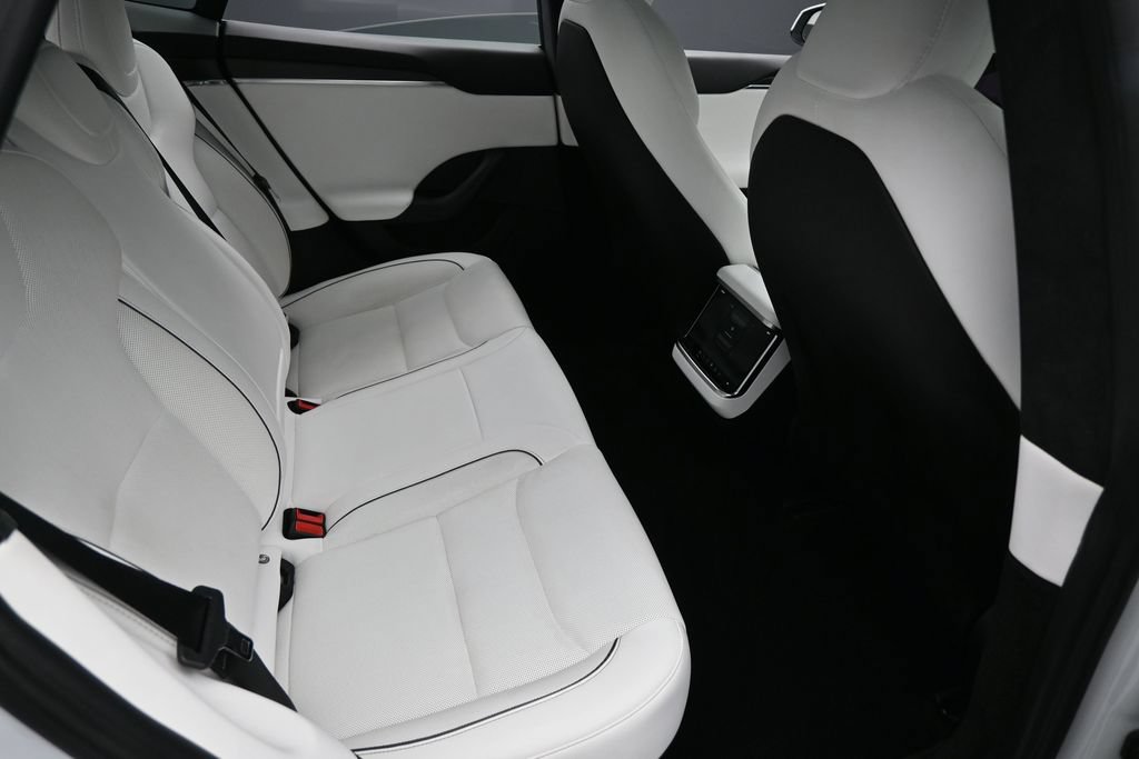Used 2023 Tesla Model S Plaid AWD/4WD image 27