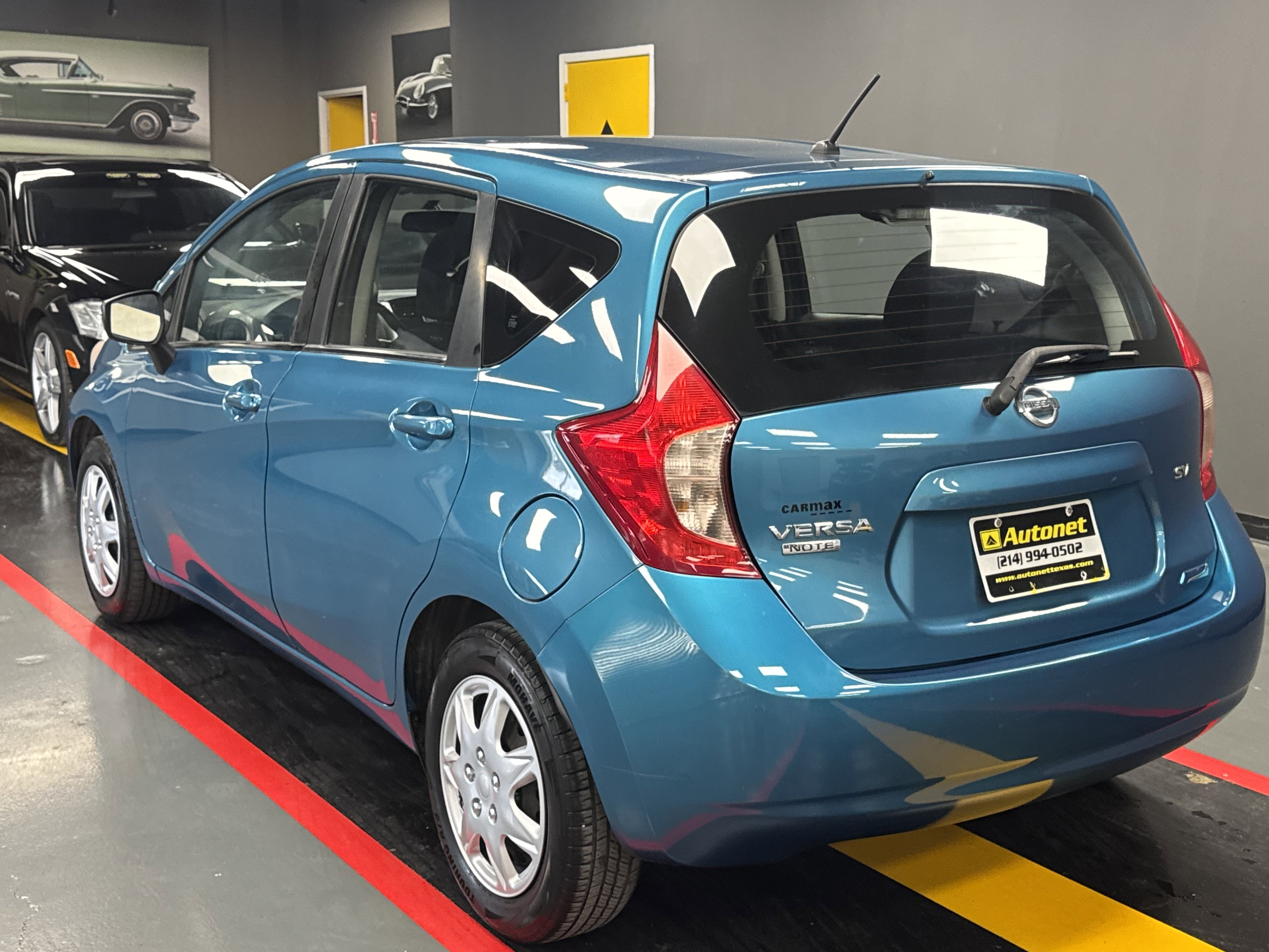 Used 2015 Nissan Versa Note SV FWD image 4
