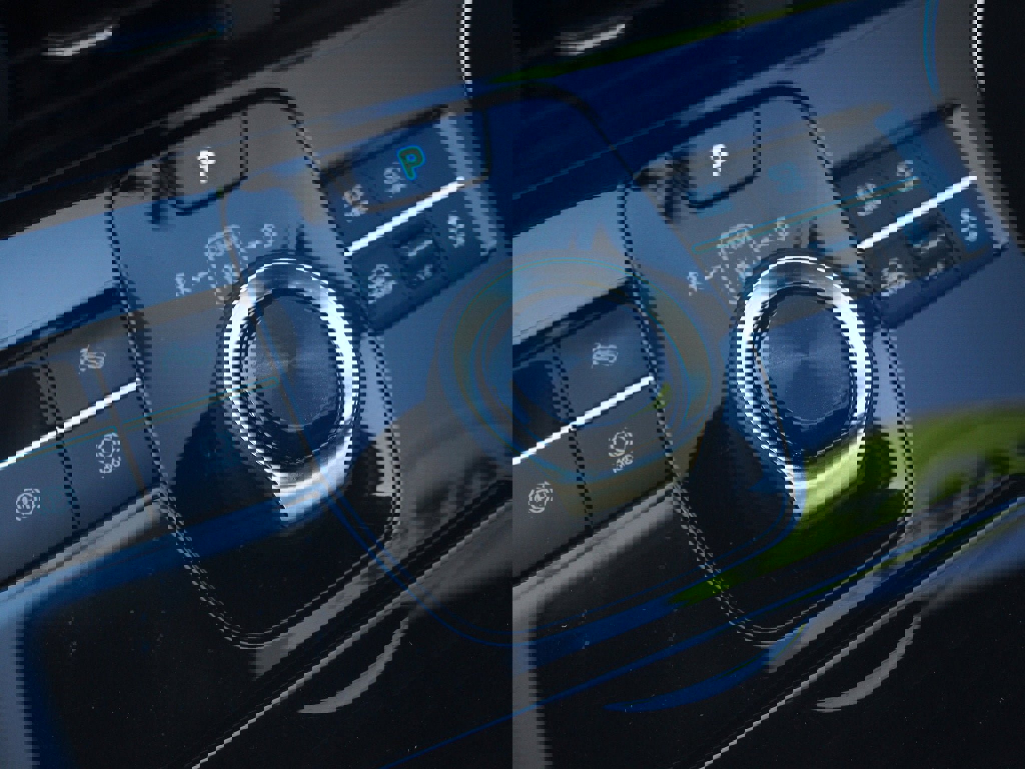 Used 2023 Toyota bZ4X Limited image 13