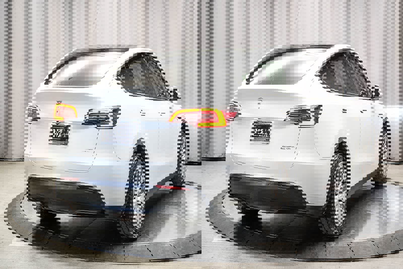 Used 2020 Tesla Model Y Long Range image 4