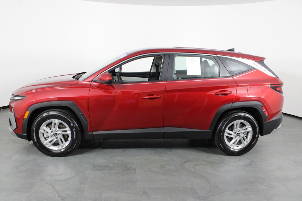 Certified 2026 Hyundai Tucson SE FWD image 12