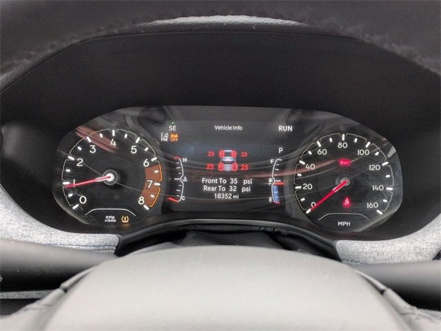 Used 2024 Jeep Compass Latitude w/ Convenience Group image 16