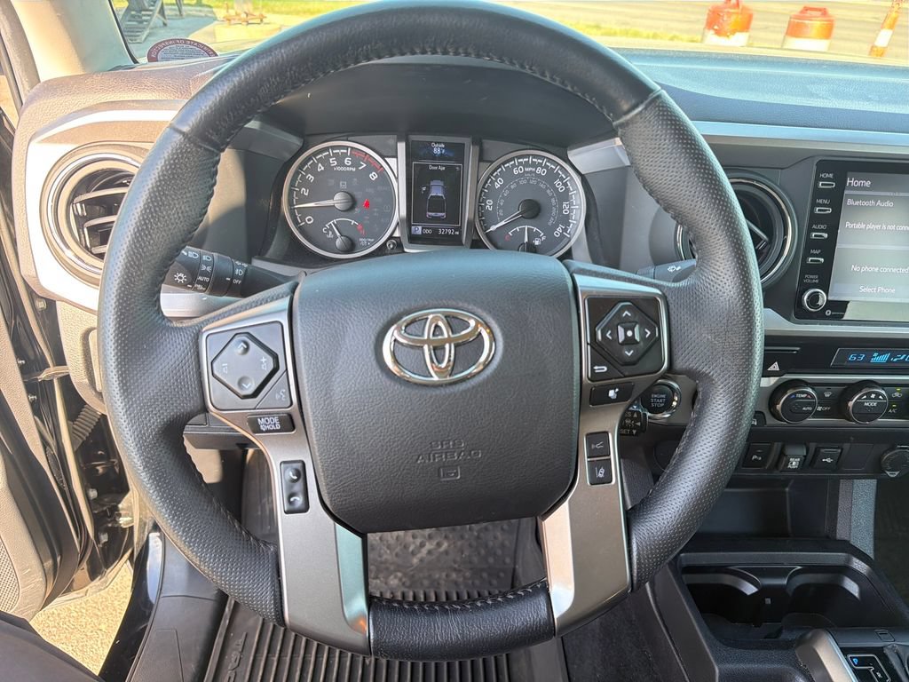 Used 2023 Toyota Tacoma SR5 AWD/4WD image 17