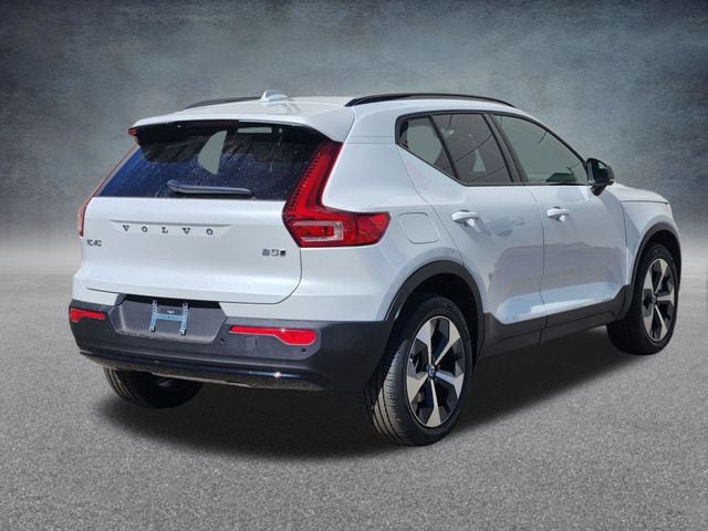 New 2026 Volvo XC40 B5 Plus w/ Protection Package Premier AWD/4WD image 7