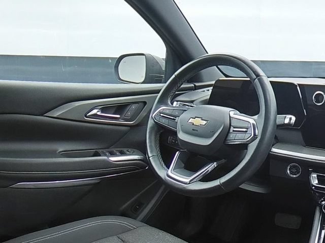 Used 2024 Chevrolet Traverse LT FWD image 17