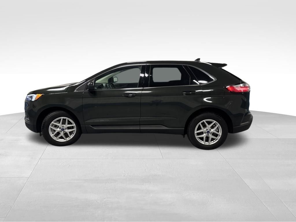 Used 2022 Ford Edge SEL w/ Convenience Package image 11