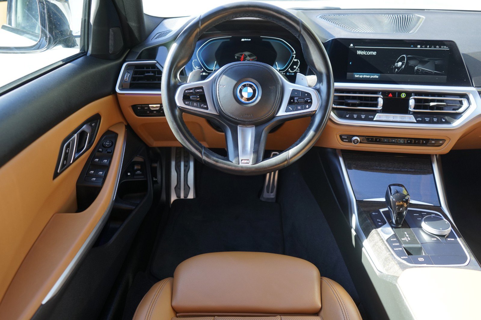 Used 2022 BMW 330e w/ M Sport Package image 14