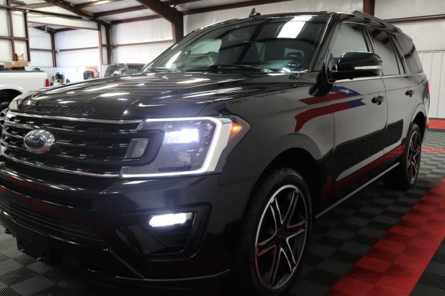 Used 2020 Ford Expedition Limited w/ Equipment Group 303A AWD/4WD image 22
