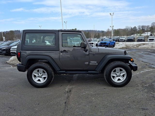 Used 2017 Jeep Wrangler Sport image 9