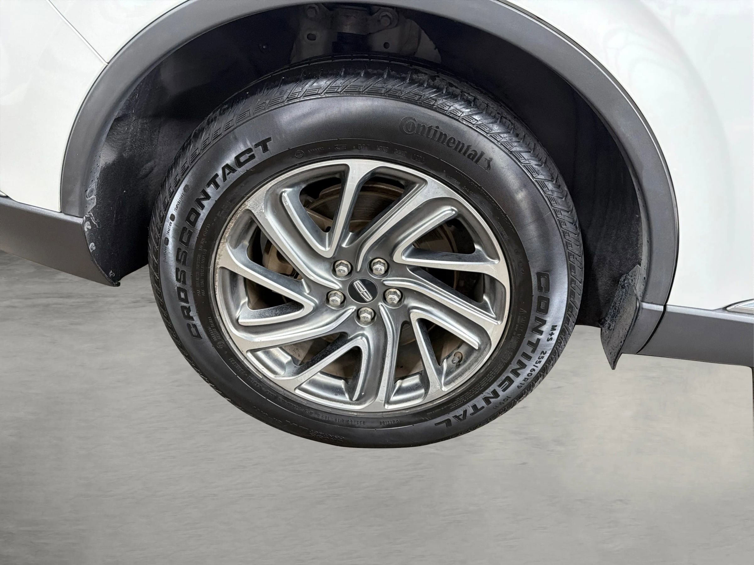 Used 2021 Lincoln Aviator AWD w/ Elements Package image 18