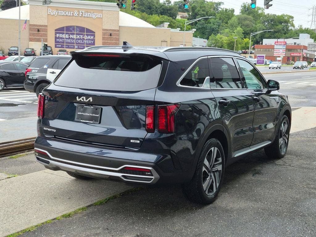 Certified 2023 Kia Sorento EX AWD/4WD image 6