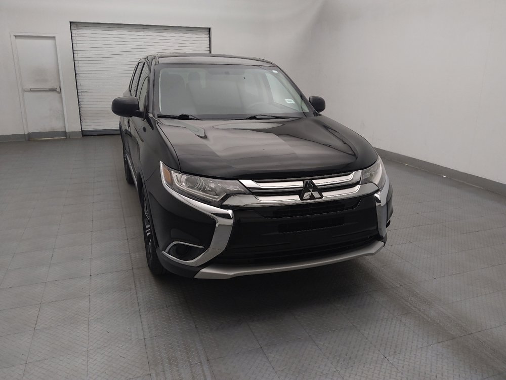 Used 2018 Mitsubishi Outlander ES image 14