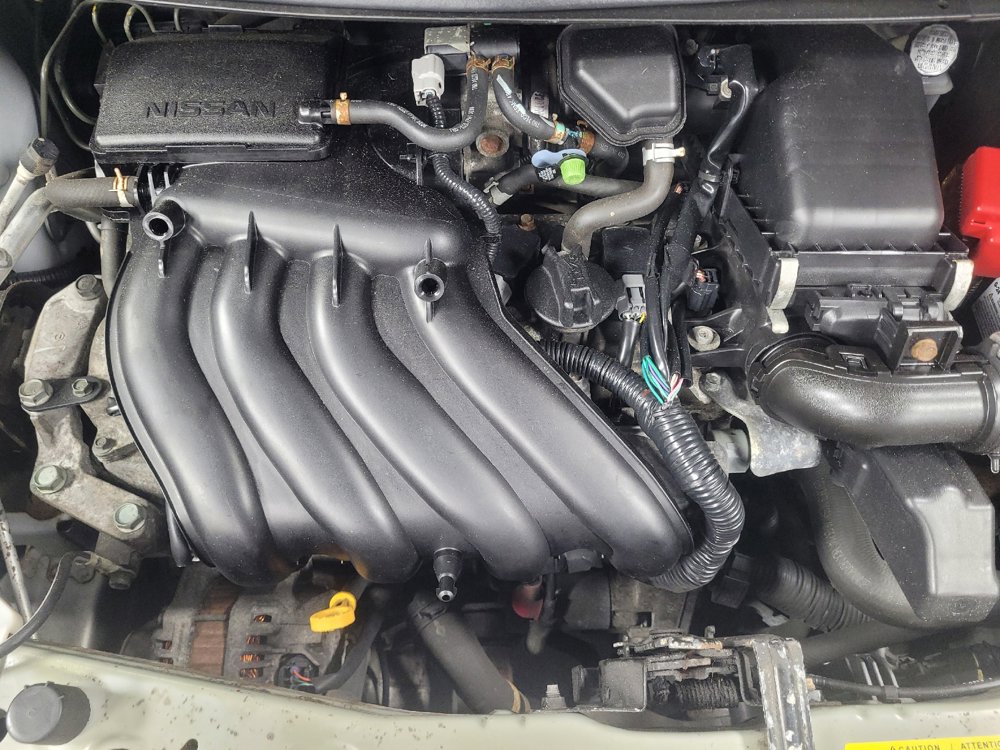 Used 2015 Nissan Versa Note SR w/ SR Convenience Package FWD image 30