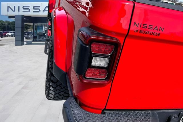Used 2024 Jeep Gladiator Willys image 20