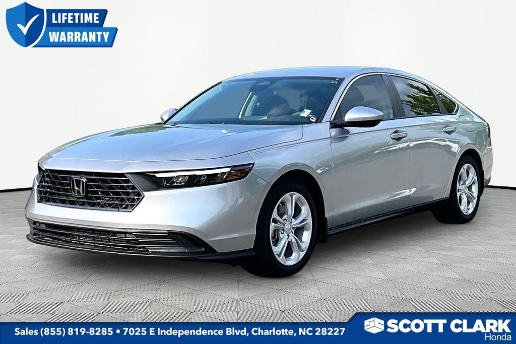 Used 2025 Honda Accord LX image 3
