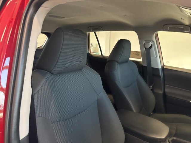 New 2025 Toyota RAV4 LE image 24