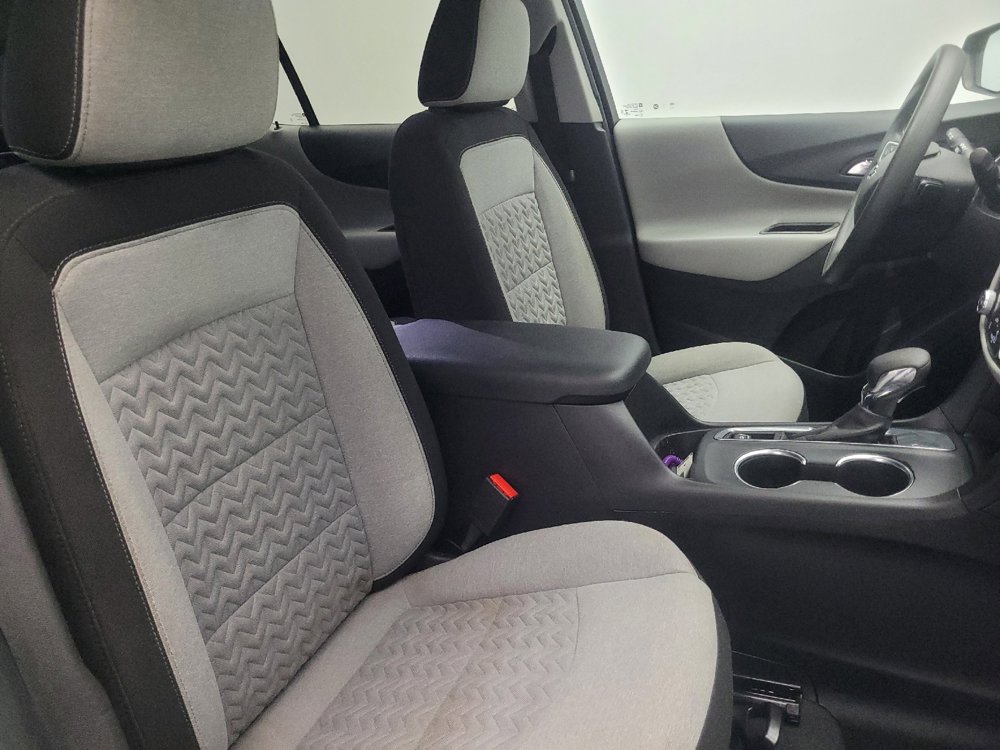 Used 2022 Chevrolet Equinox LS w/ LS Convenience Package FWD image 21
