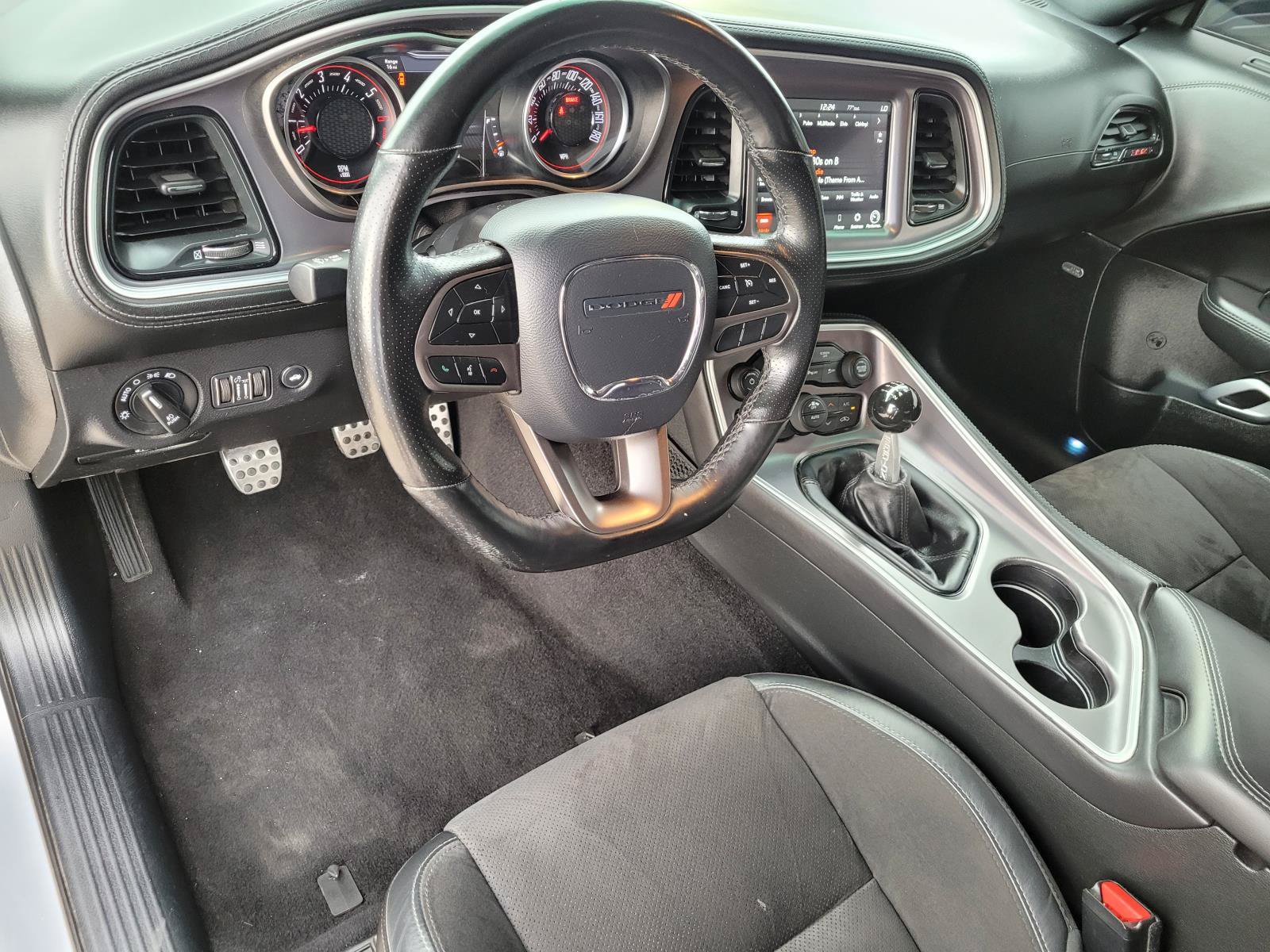 Used 2020 Dodge Challenger R/T Scat Pack w/ Dynamics Package RWD image 5
