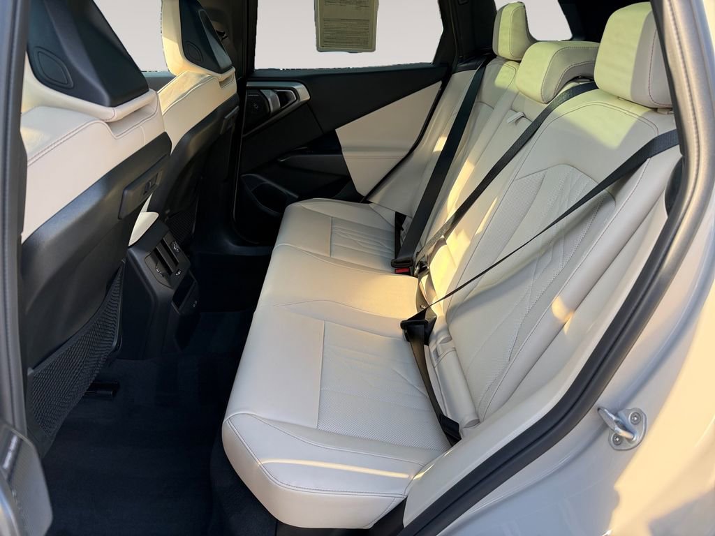 Certified 2026 BMW X3 xDrive30 w/ M Sport Package AWD/4WD image 13