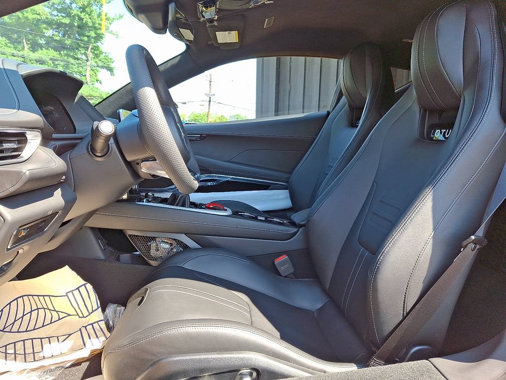 Used 2025 Lotus Emira RWD image 12