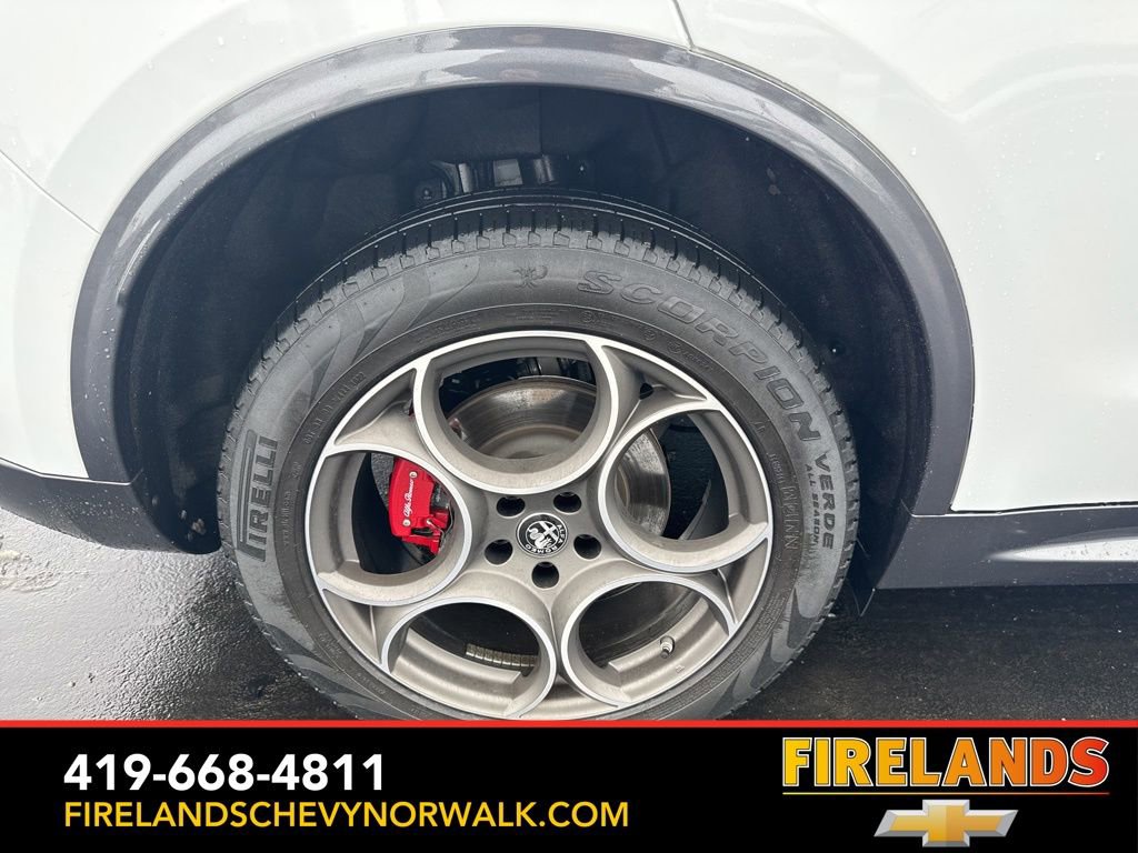 Used 2022 Alfa Romeo Stelvio Ti image 19