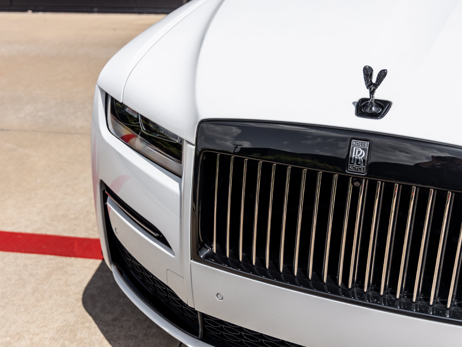 Used 2023 Rolls-Royce Ghost Black Badge w/ Black Badge Ghost Package AWD/4WD image 20