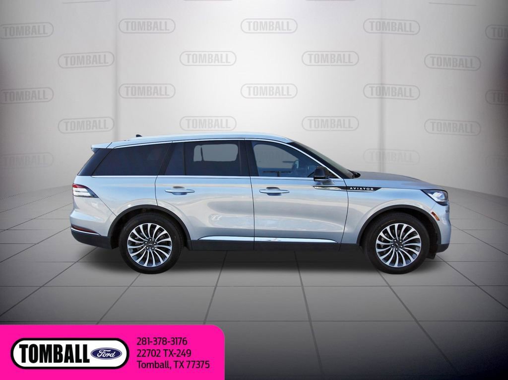 Used 2024 Lincoln Aviator Reserve w/ Elements Package Plus RWD image 8