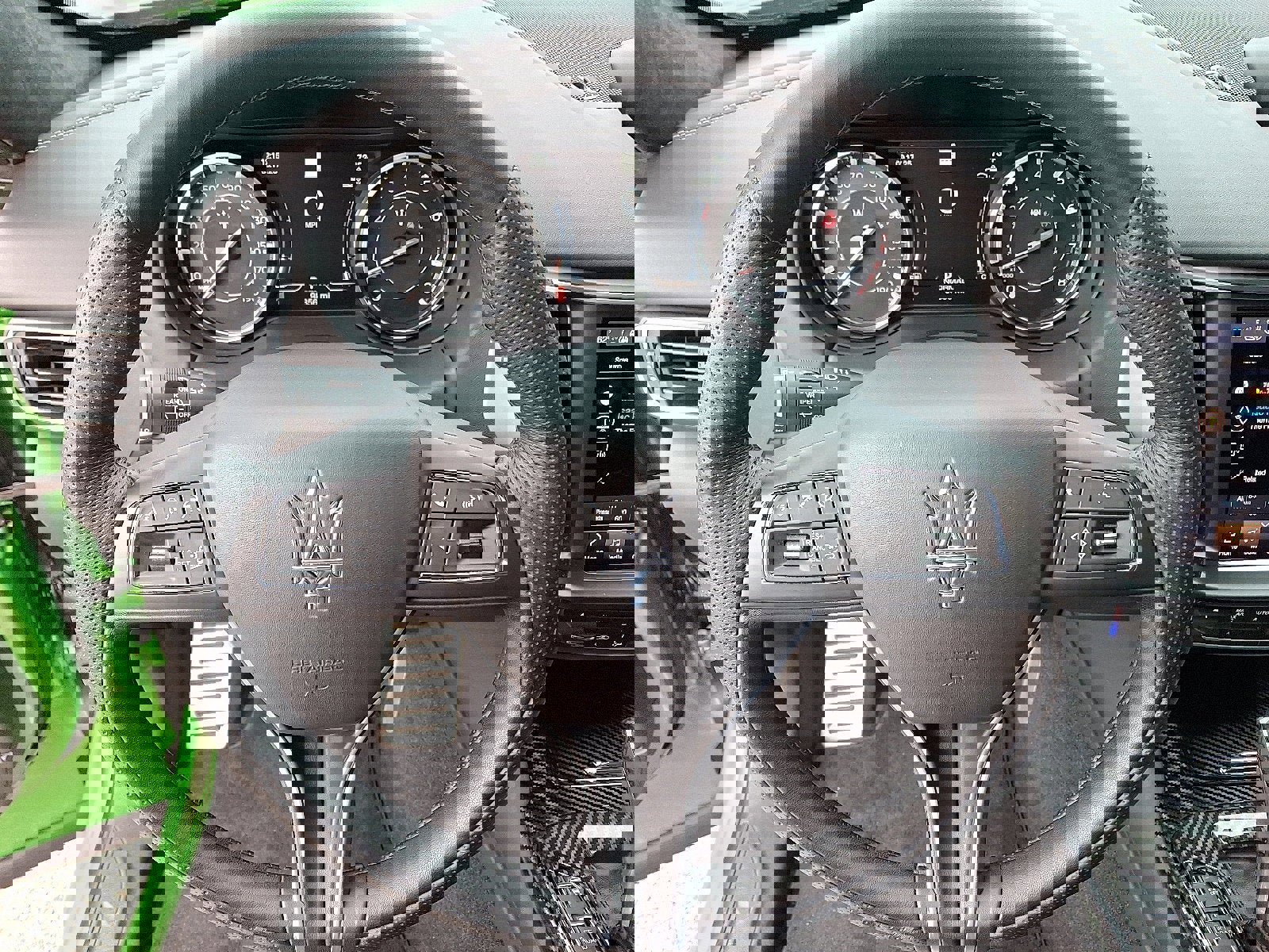 Used 2023 Maserati Levante Modena image 20